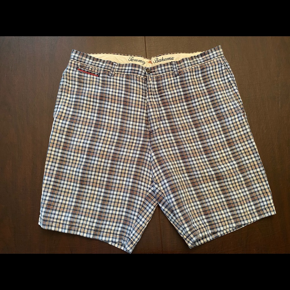 Men’s Tommy Bahama linen shorts checkered